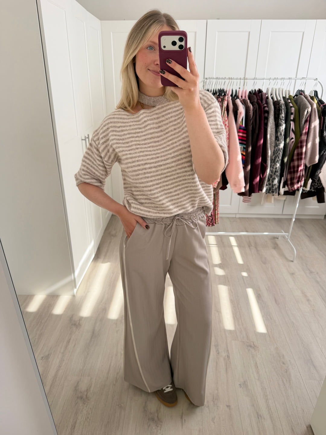 Wide Leg Suit Hose