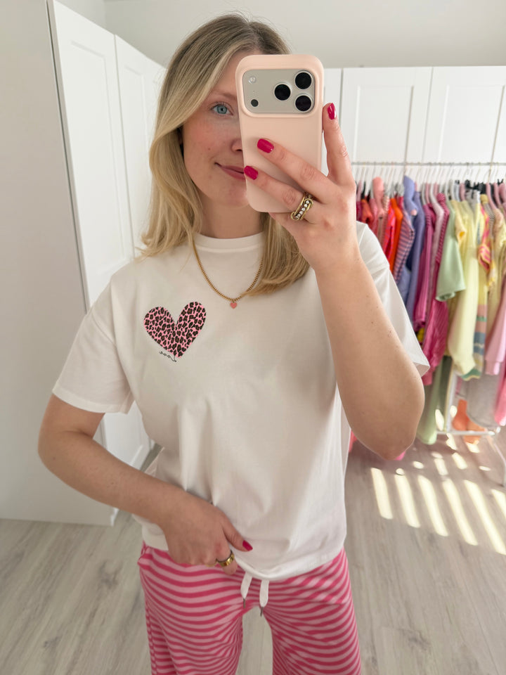 Leo Heart T-Shirt