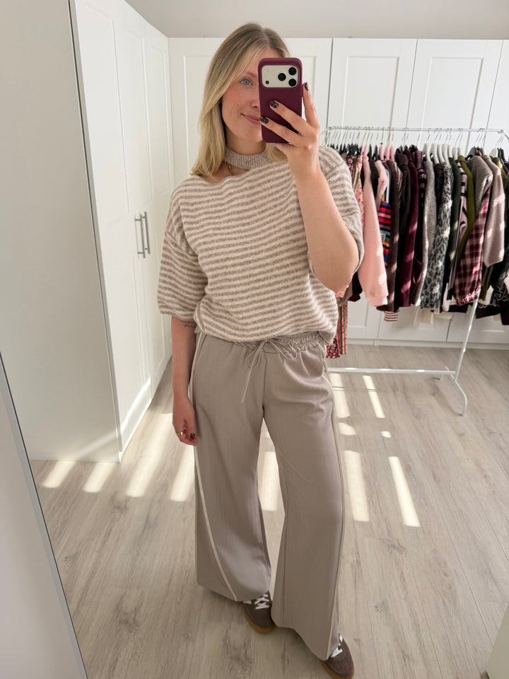 Wide Leg Suit Hose