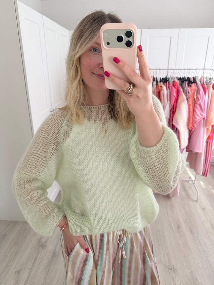 Chunky Knit Pullover