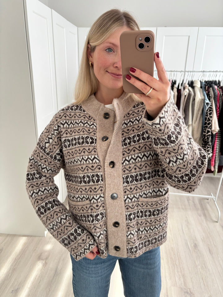 Scandi Knit Cardigan