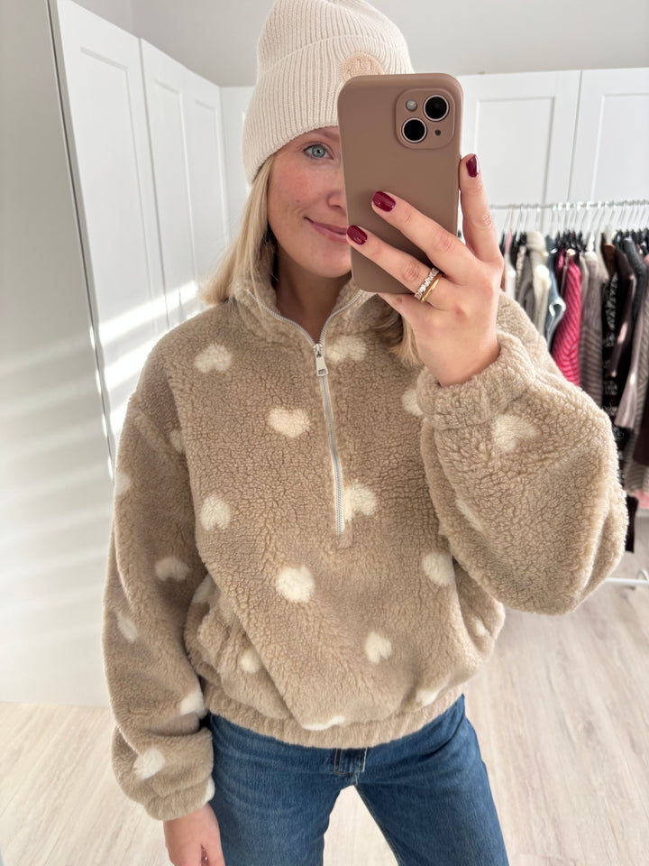 Teddy Sweater Hearts