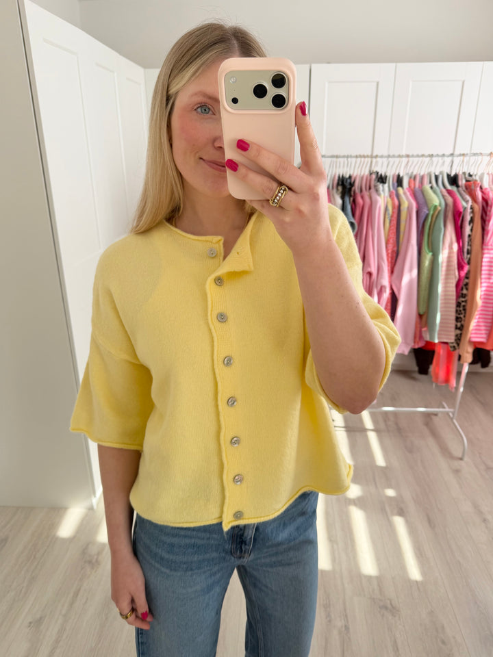 Basic Button Cardigan