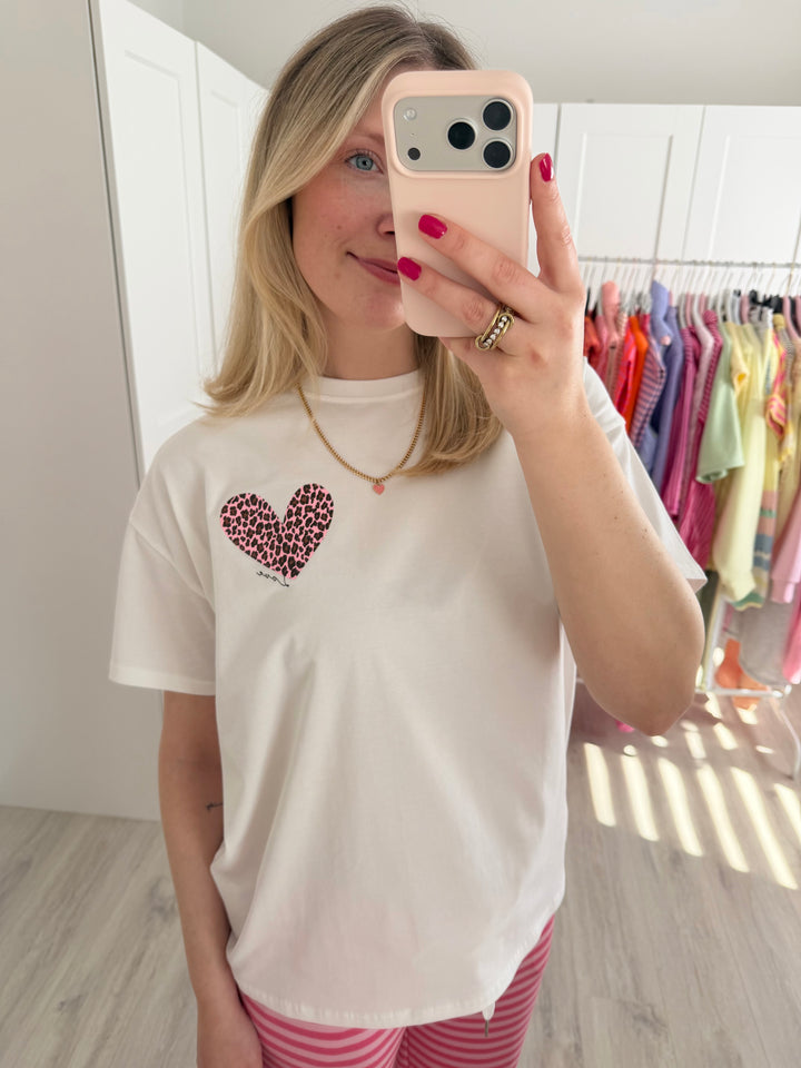 Leo Heart T-Shirt
