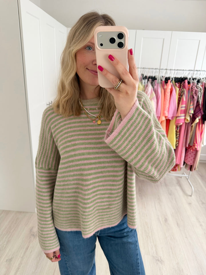 Bow Stripes Pullover