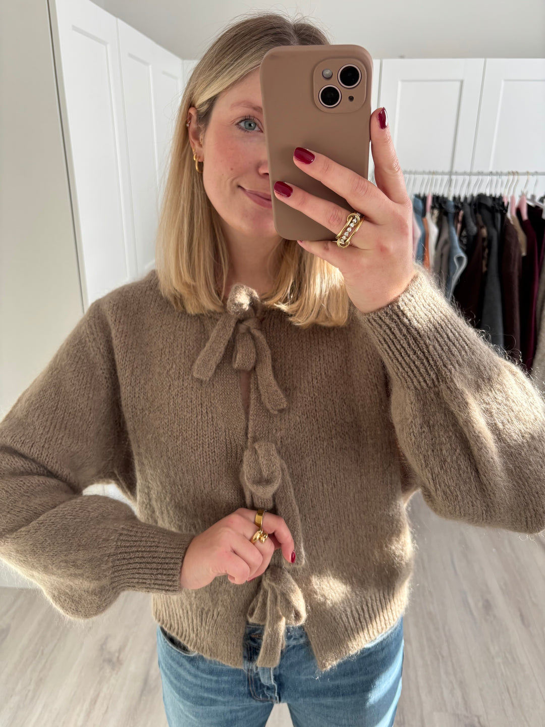 Cardigan Fall Addiction