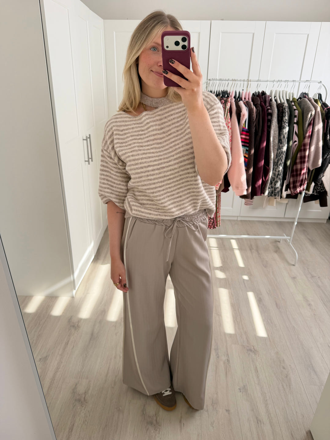 Wide Leg Suit Hose