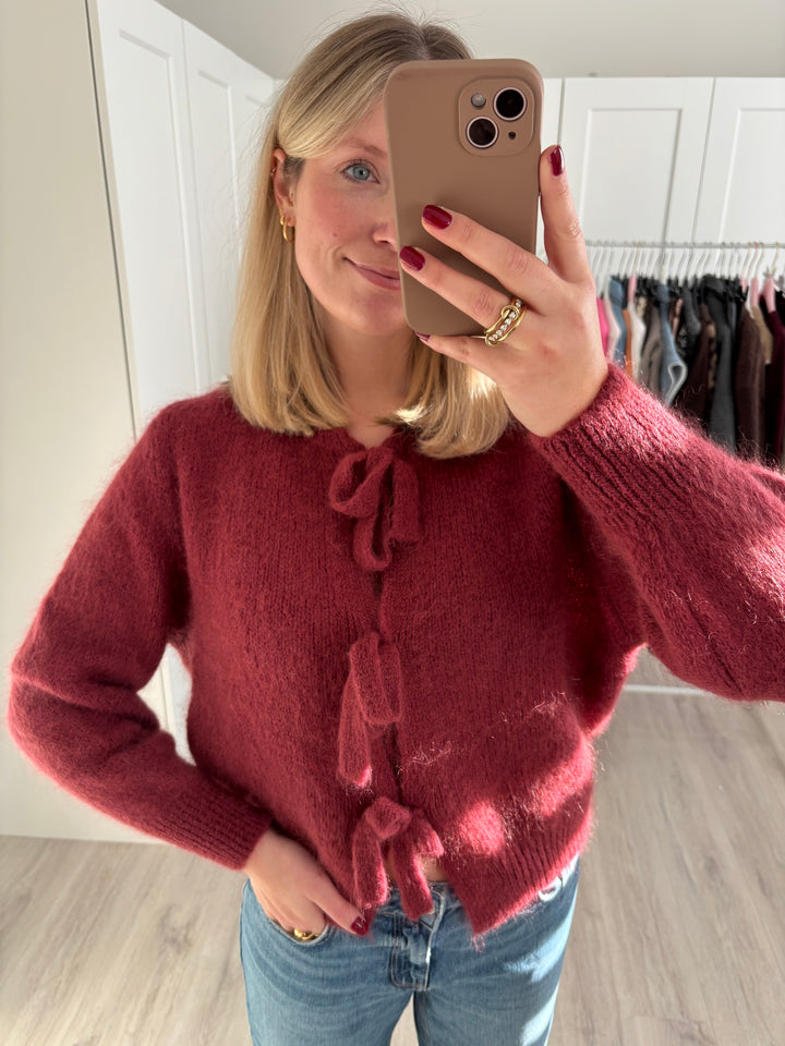 Cardigan Fall Addiction