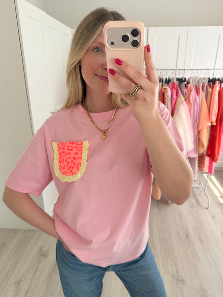Leo Ruffle T-Shirt