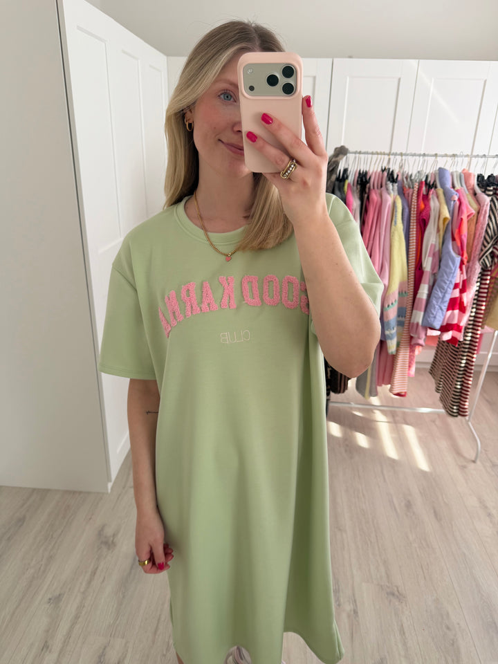 Good Karma Club Kleid