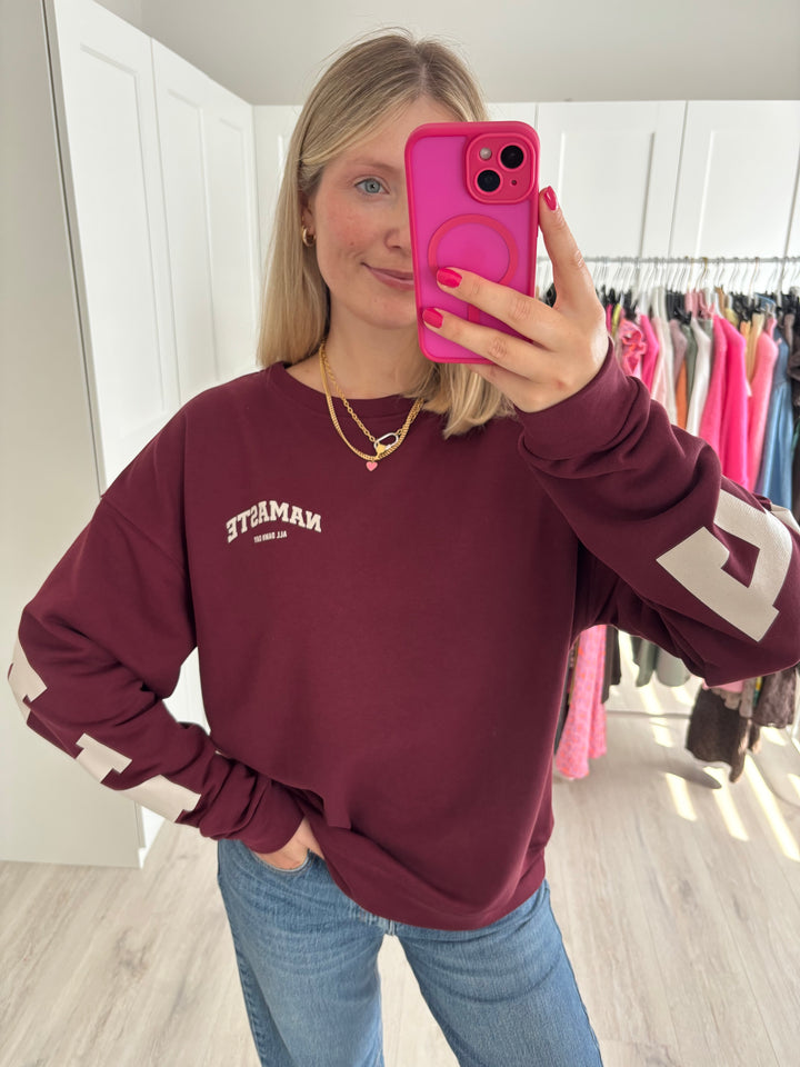 Sweater Namaste