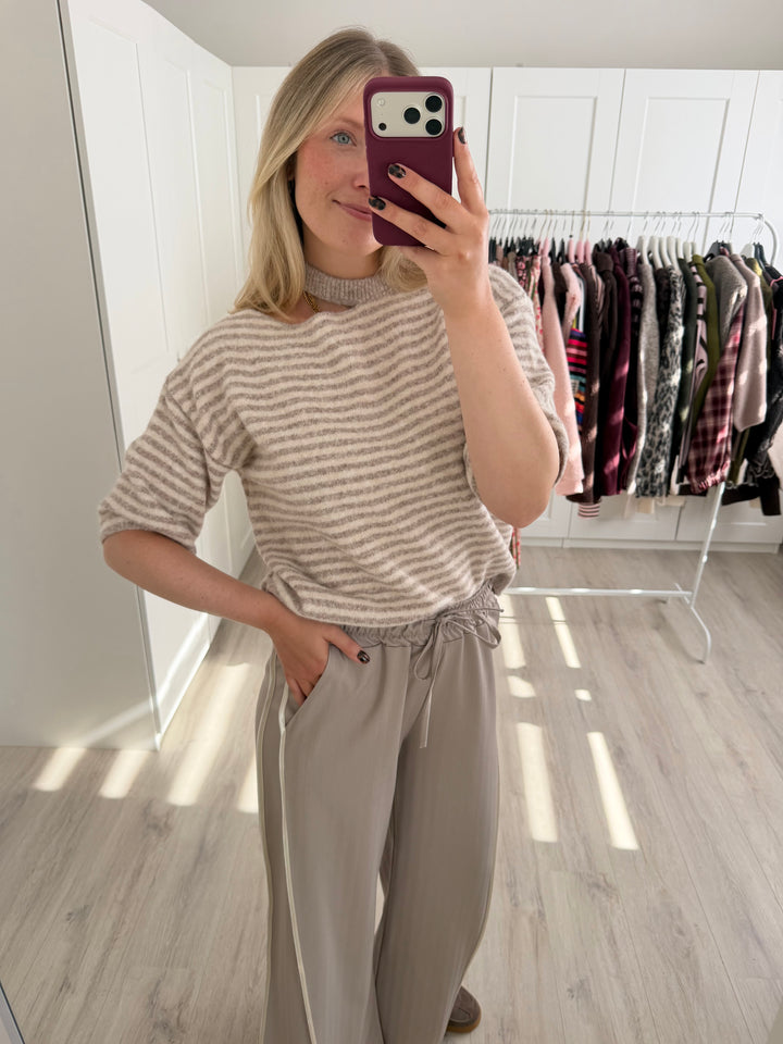 Wide Leg Suit Hose