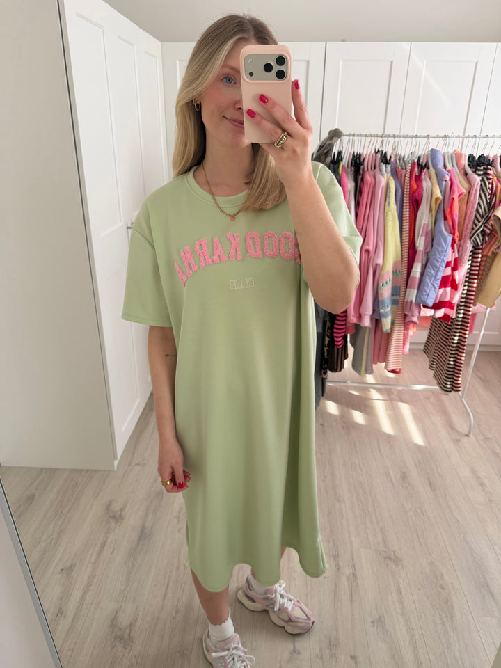Good Karma Club Kleid