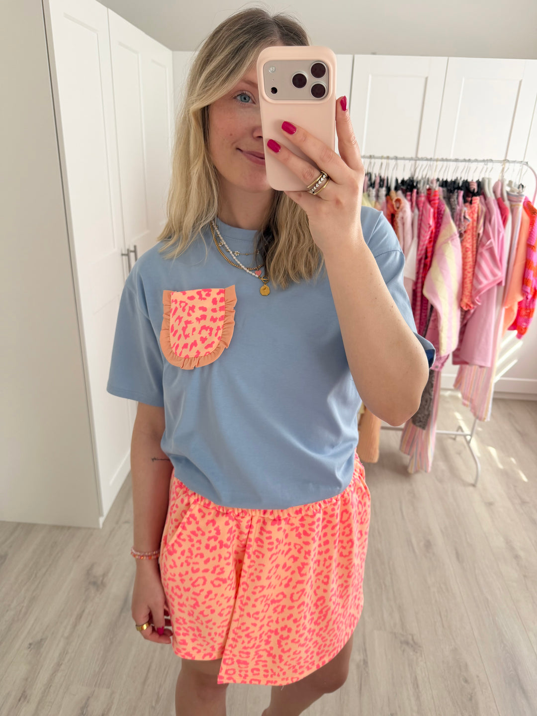 Leo Ruffle T-Shirt