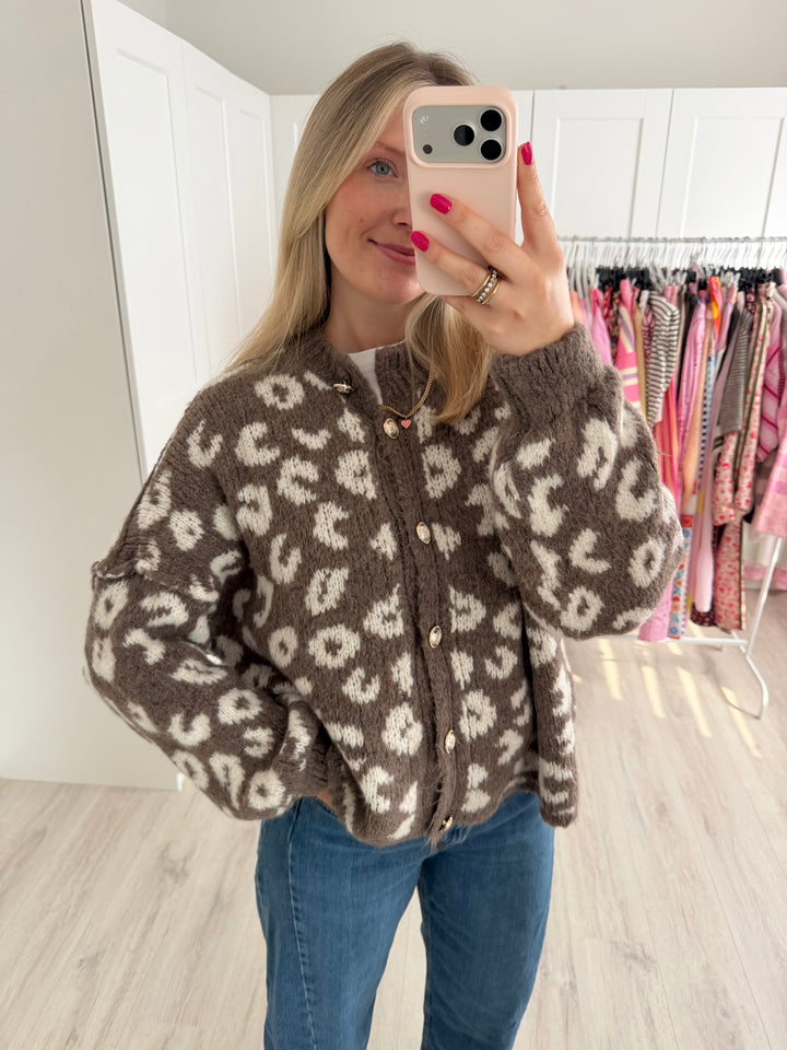 Chunky Leo Cardigan