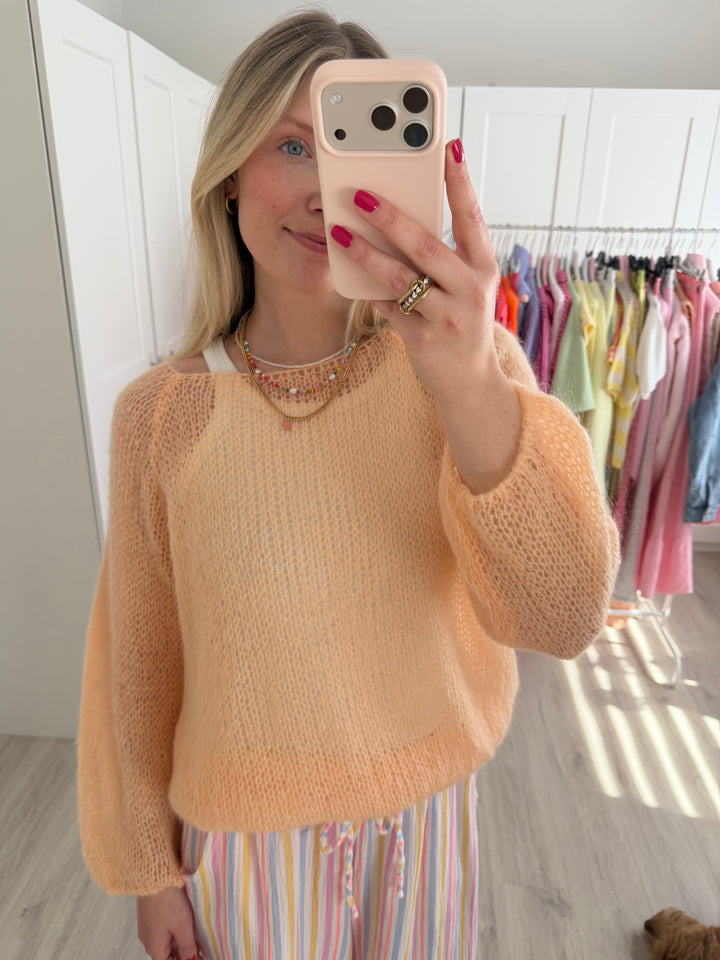 Chunky Knit Pullover