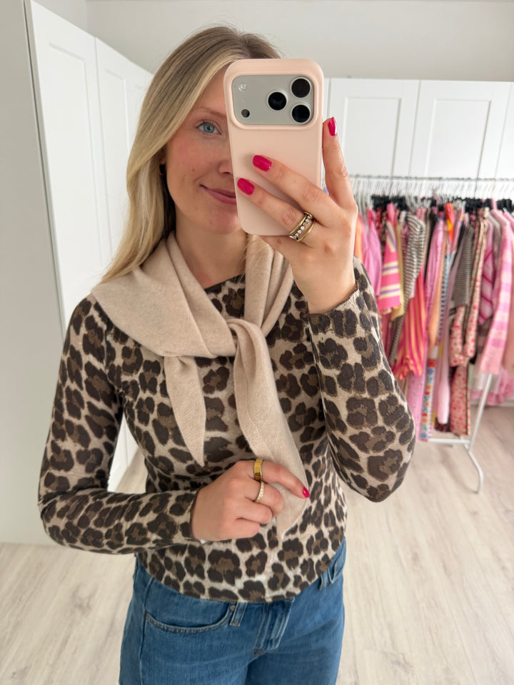 Triangle Wool Tuch