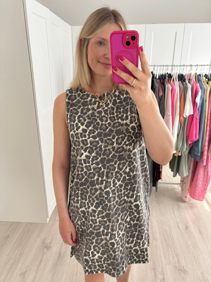 Jeanskleid Leo Love