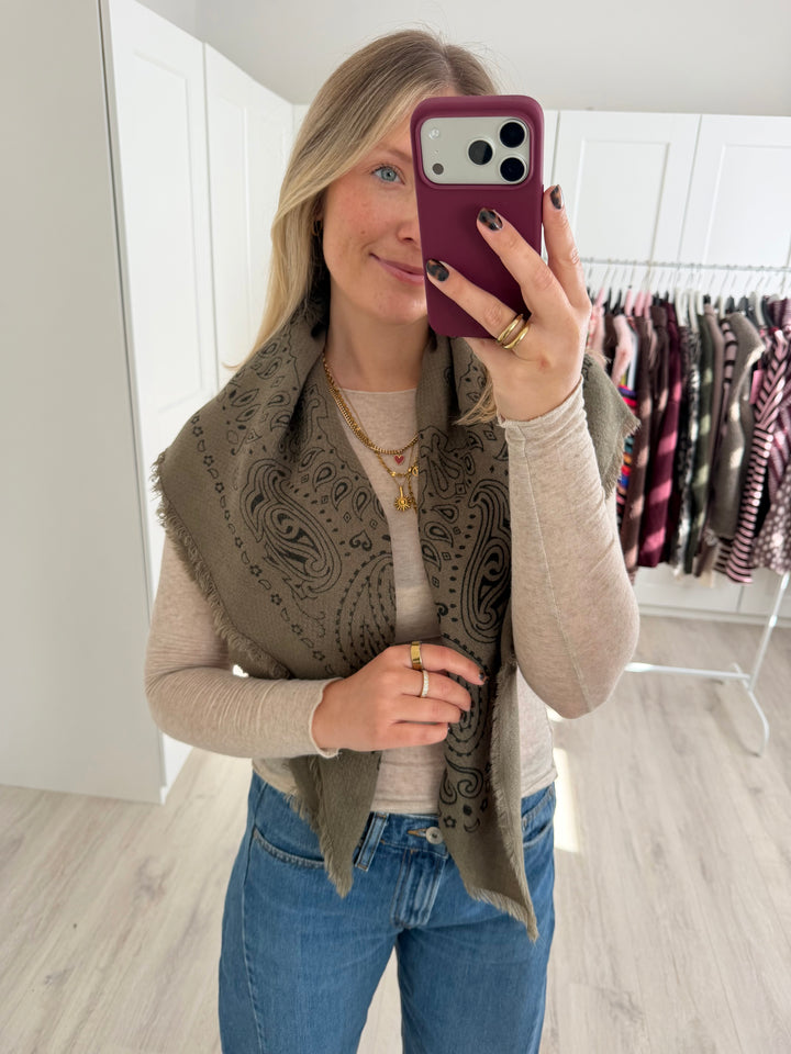 Paisley Knit Tuch