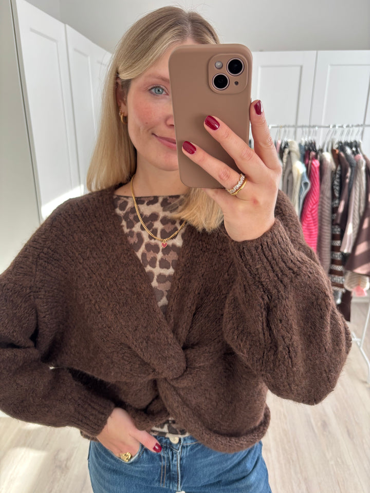 Twisted Knot Pullover