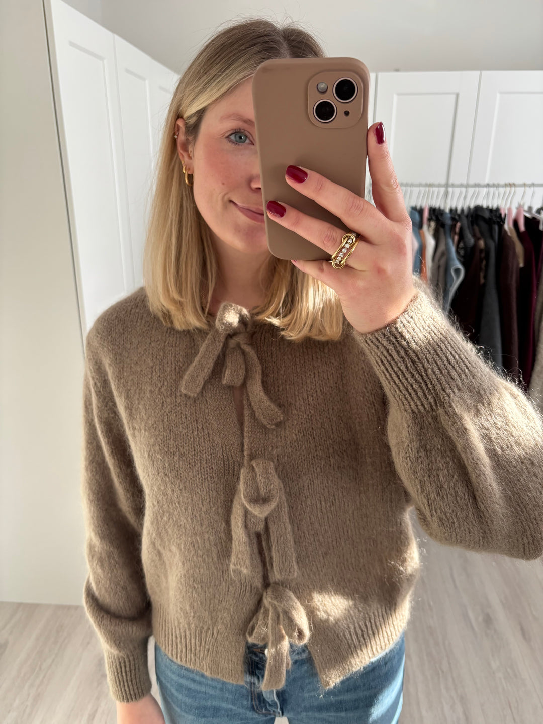 Cardigan Fall Addiction