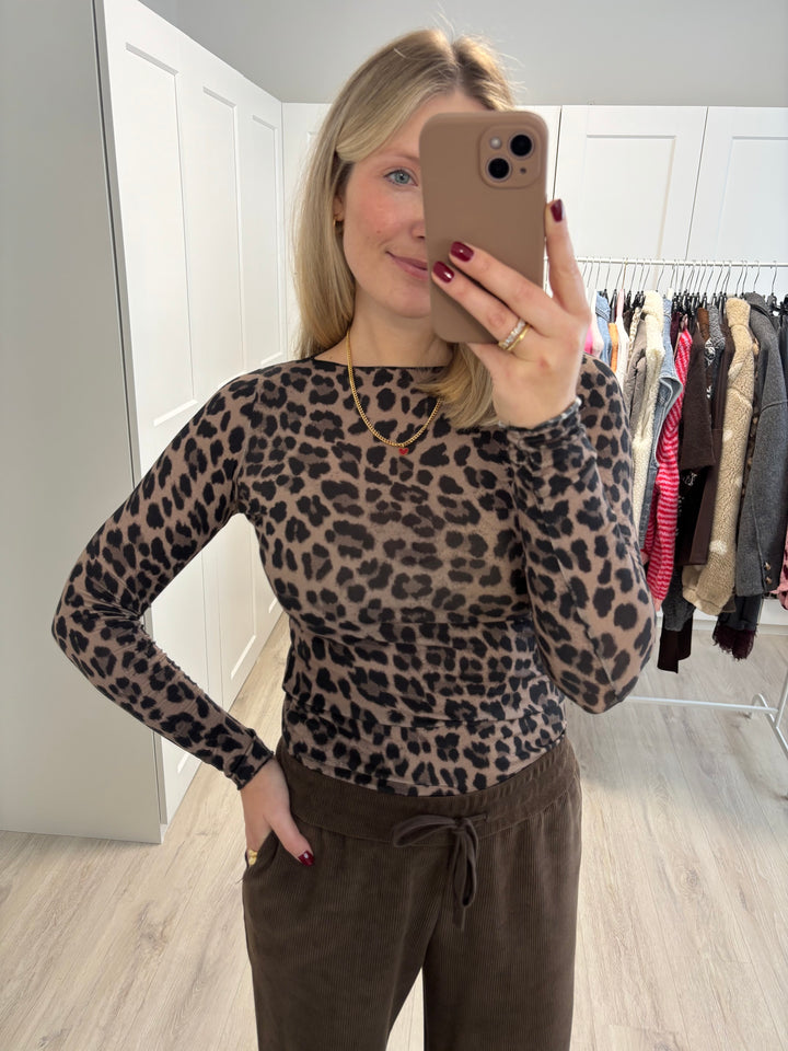 Leo Cashmere Longsleeve