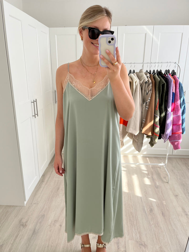 Kleid Dreamy - Salbei