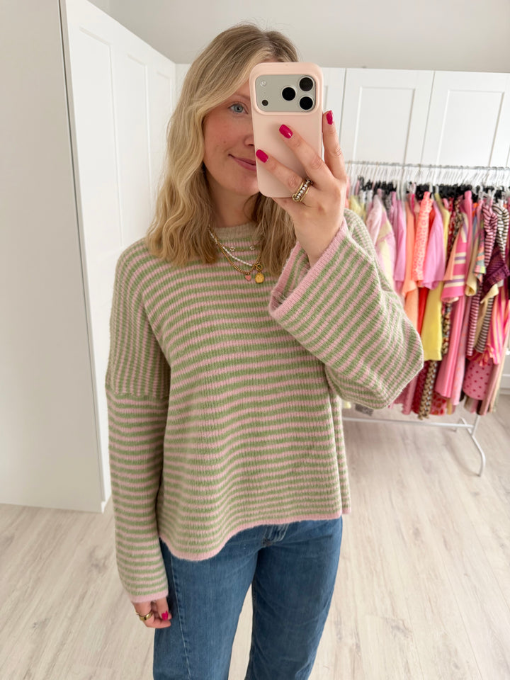 Bow Stripes Pullover