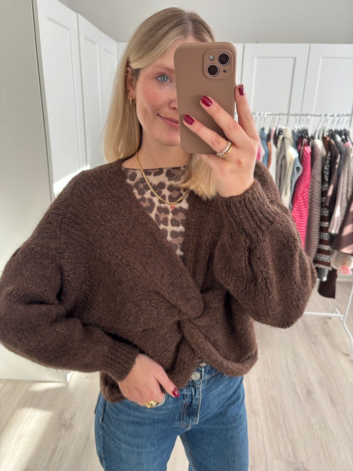 Twisted Knot Pullover