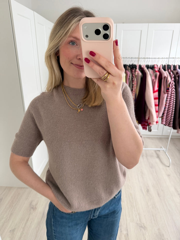 Basic Knit Pullover