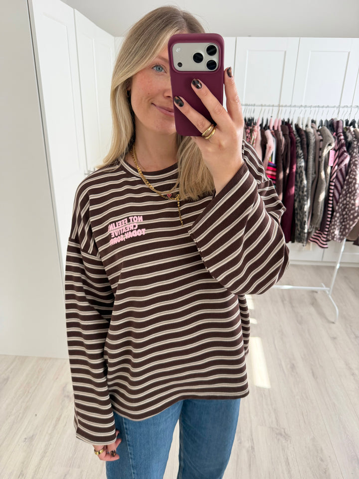 Not feeling creative Longshirt