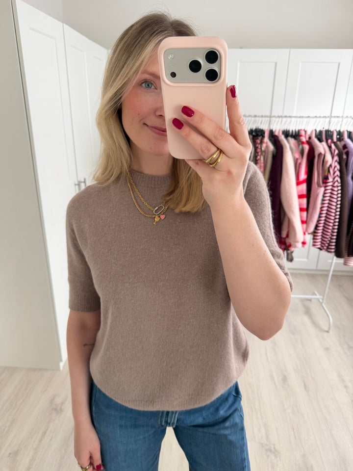 Basic Knit Pullover