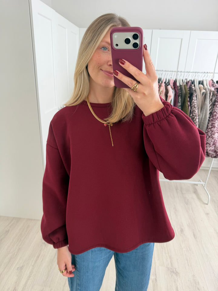 Bisou Sweater